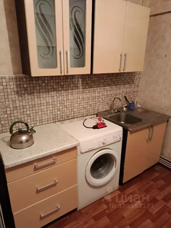 1-к кв. Курская область, Курск ул. Бойцов 9-й Дивизии, 181Б (43.0 м) - Фото 1