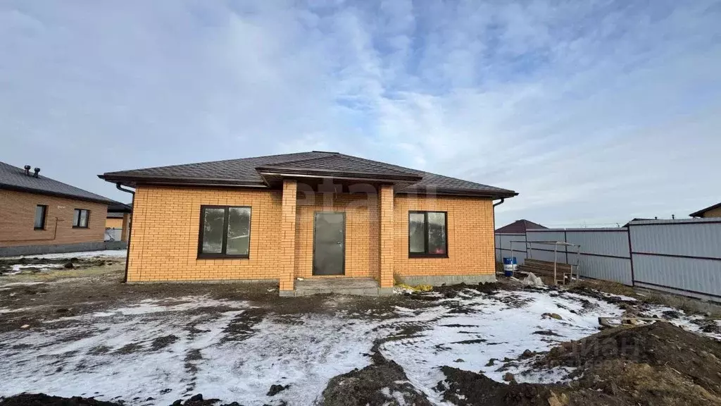 Дом в Белгородская область, Старый Оскол ул. Персиковая (105 м) - Фото 0