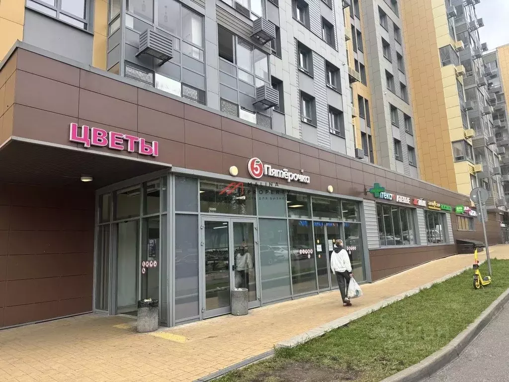 Торговая площадь в Москва Барвихинская ул., 6 (30 м) - Фото 1