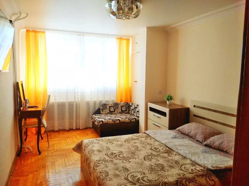 1-к кв. Ставропольский край, Кисловодск ул. Андрея Губина, 34 (36.0 м) - Фото 0