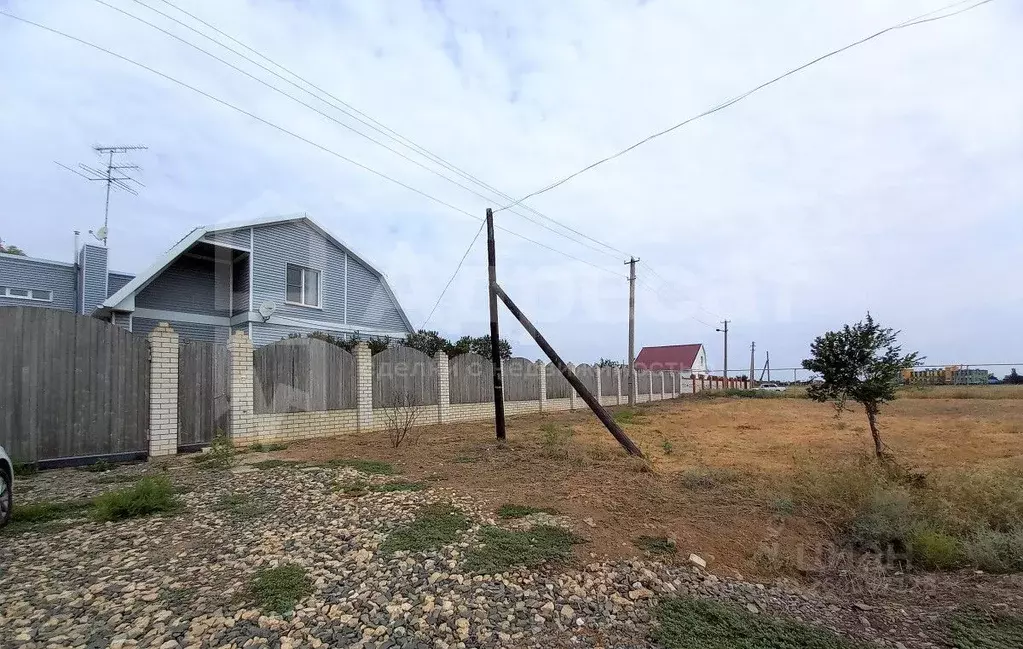 Дом в Волгоградская область, Городищенский район, с. Карповка ... - Фото 1