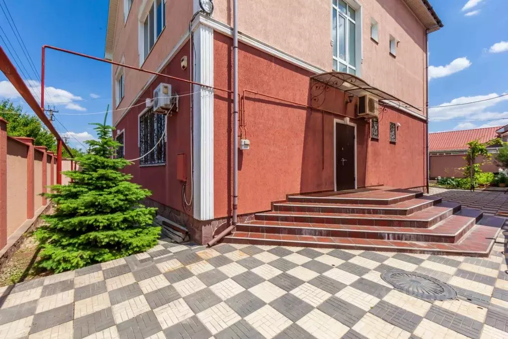 Дом в Крым, Симферополь ул. Темиз (450 м) - Фото 0