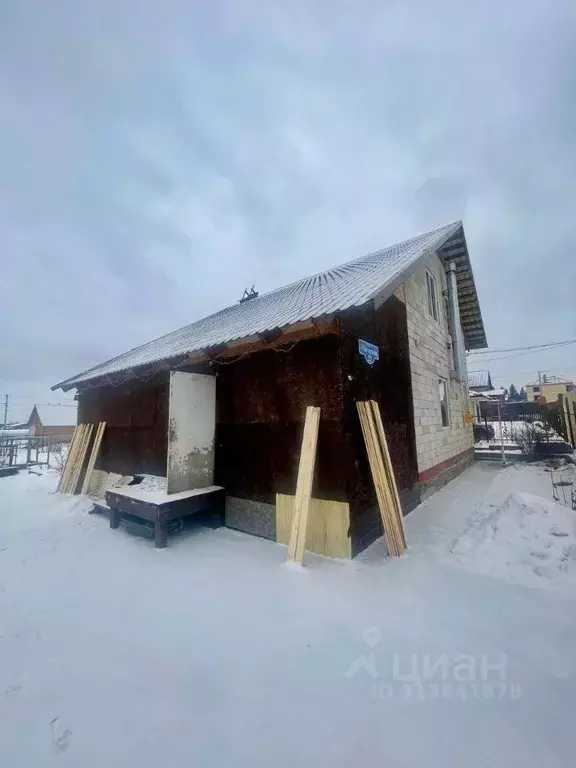 Дом в Пермский край, Краснокамский городской округ, пос. Ласьва ул. ... - Фото 1