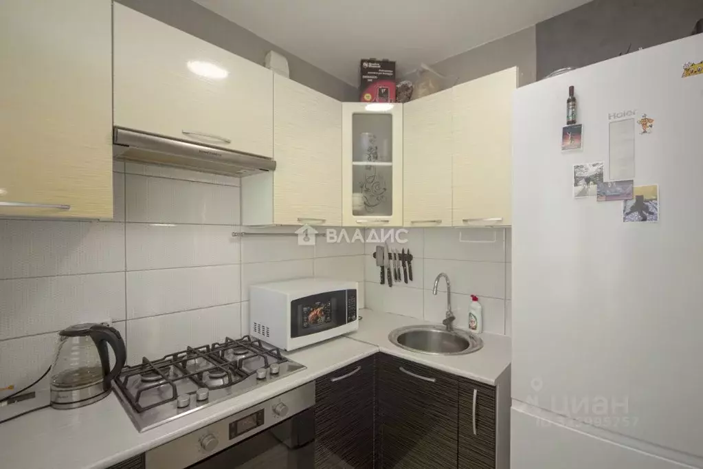 3-к кв. Карелия, Петрозаводск Пробная ул., 4 (50.8 м) - Фото 2