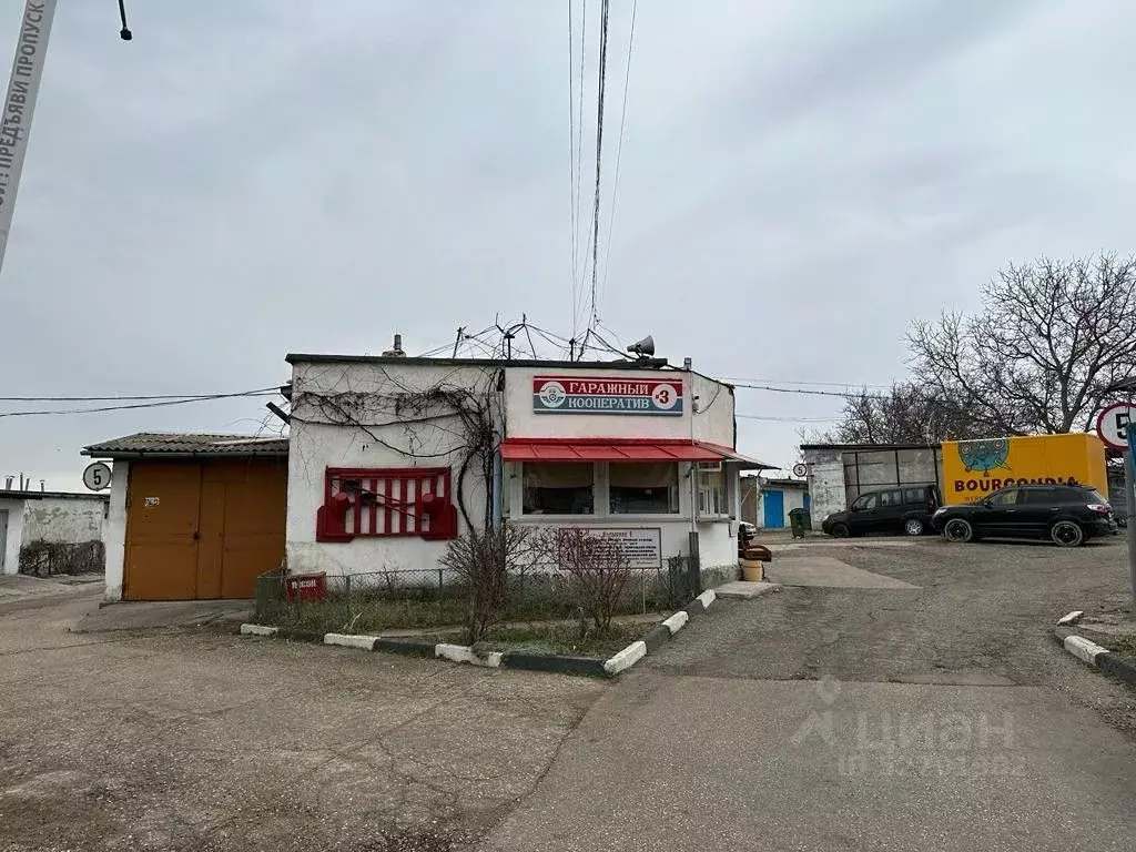 Гараж в Крым, Симферополь ул. Суходольная, 25 (30 м) - Фото 1