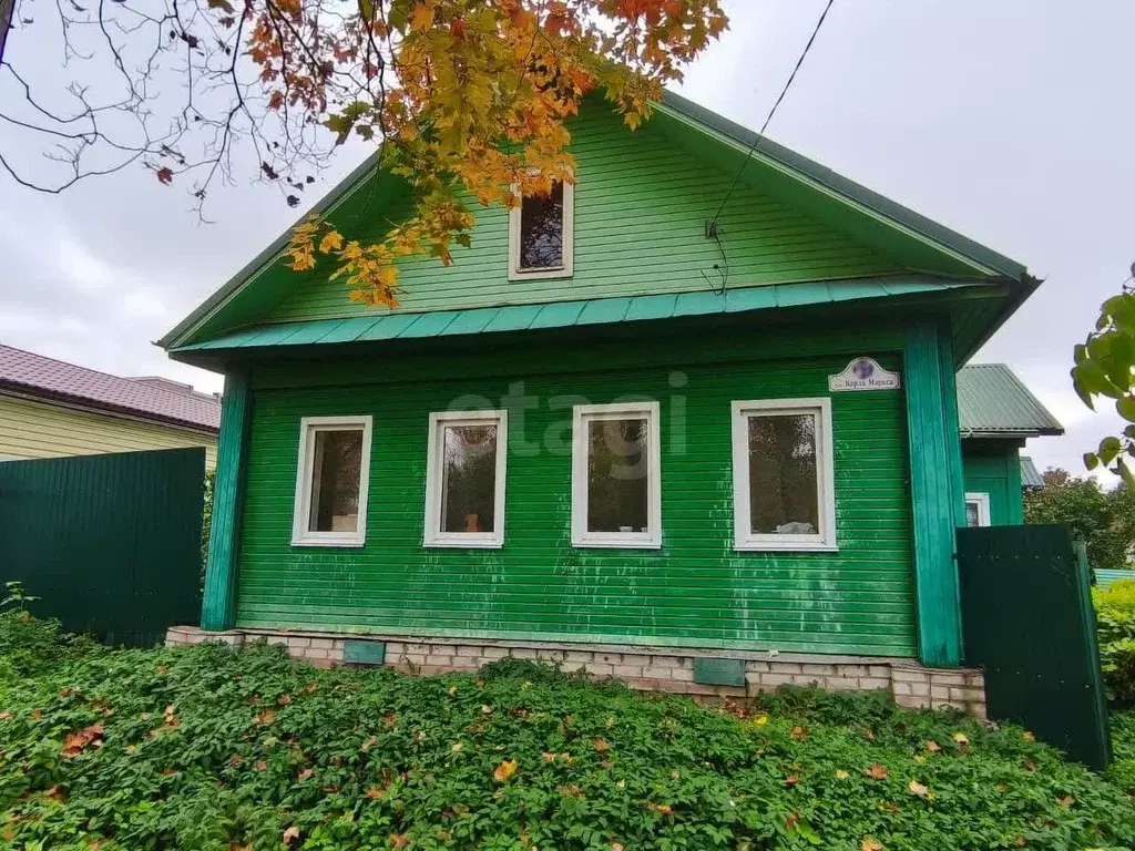 Дом в Вологодская область, Белозерск ул. Карла Маркса, 87 (93 м) - Фото 1