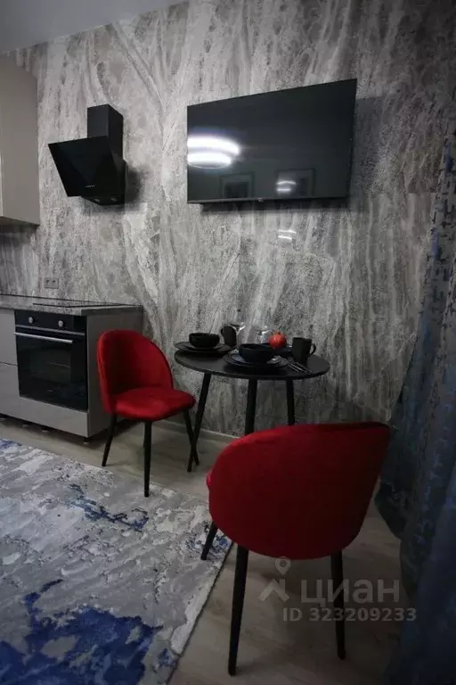 2-к кв. Красноярский край, Красноярск Октябрьская ул., 16 (44.0 м) - Фото 1