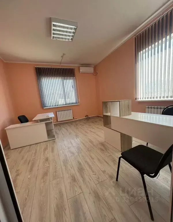 Офис в Краснодарский край, Новороссийск Цемдолина тер., ул. ... - Фото 1