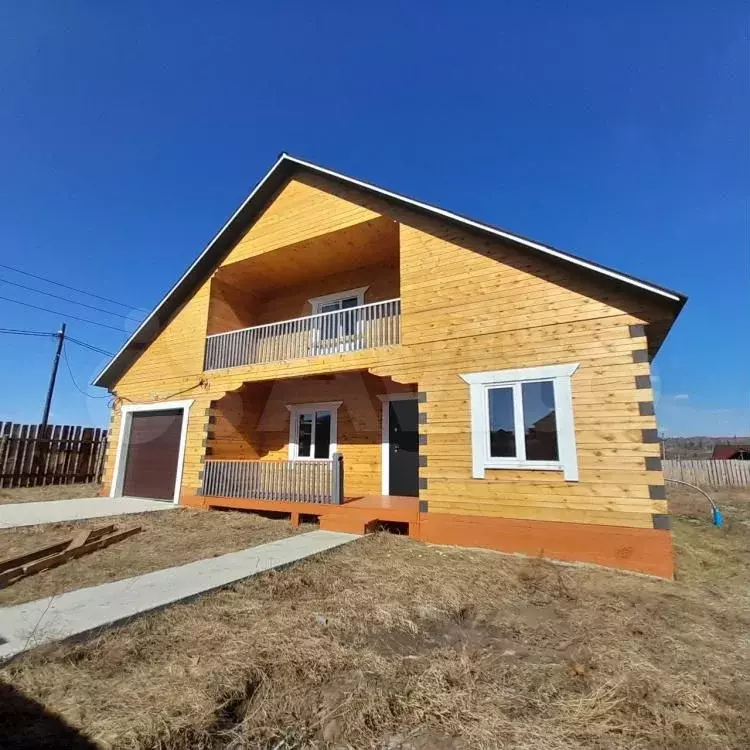 Дом 200 м на участке 10 сот. - Фото 0
