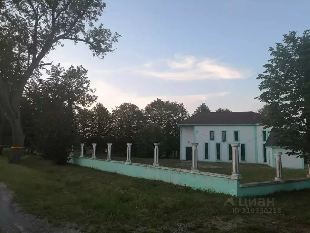 Дом в Калининградская область, Черняховский муниципальный округ, пос. ... - Фото 1