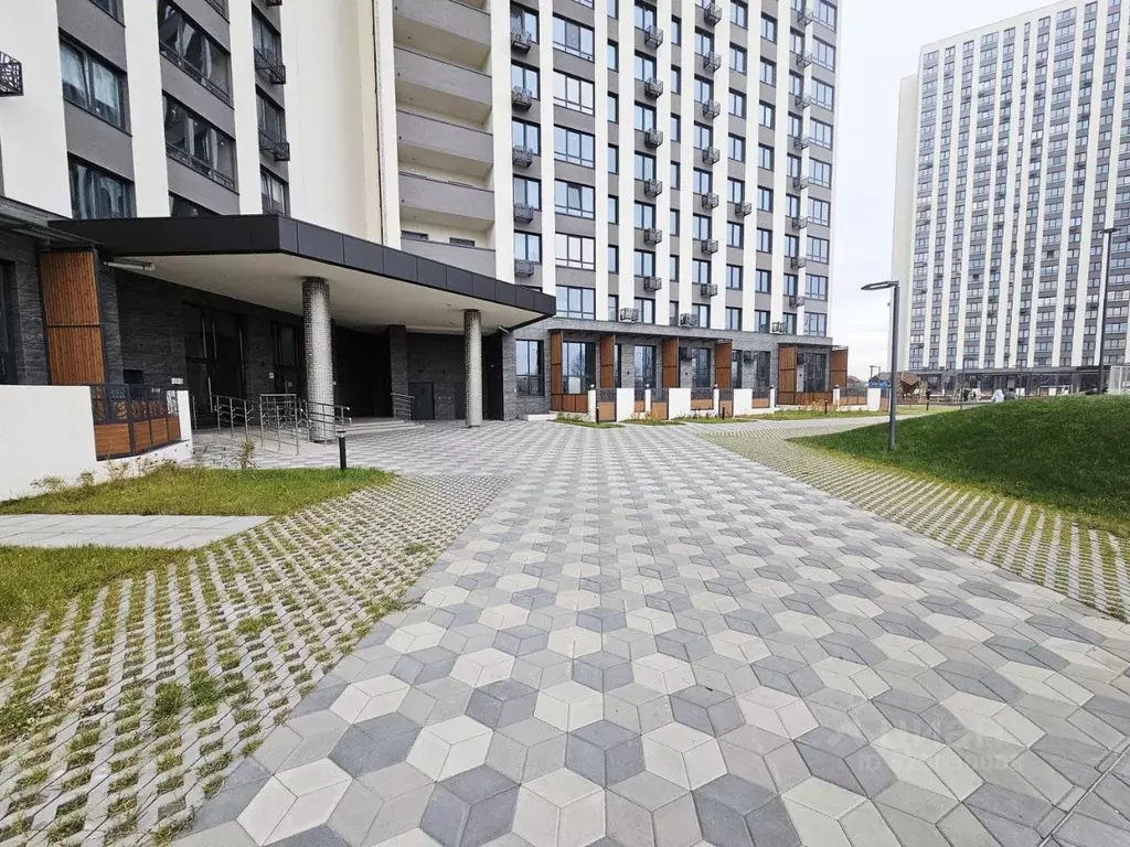 Студия Тюменская область, Тюмень ул. Краснооктябрьская, 6 (30.0 м) - Фото 1