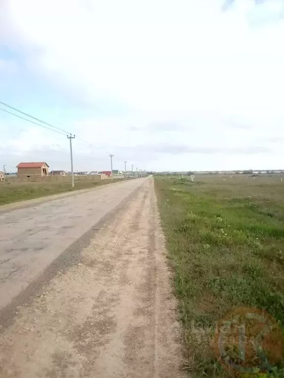 Участок в Крым, Сакский район, Молочненское с/пос, с. Витино ул. ... - Фото 1