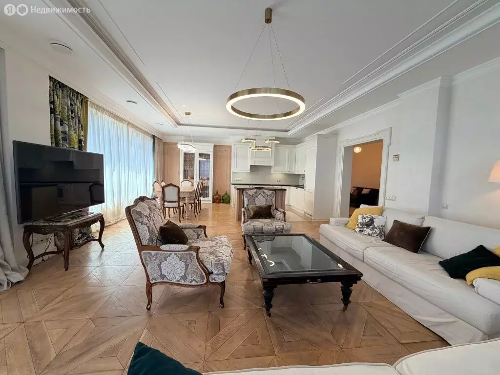 3-комнатная квартира: Ялта, Парковый проезд, 6А (218 м) - Фото 1