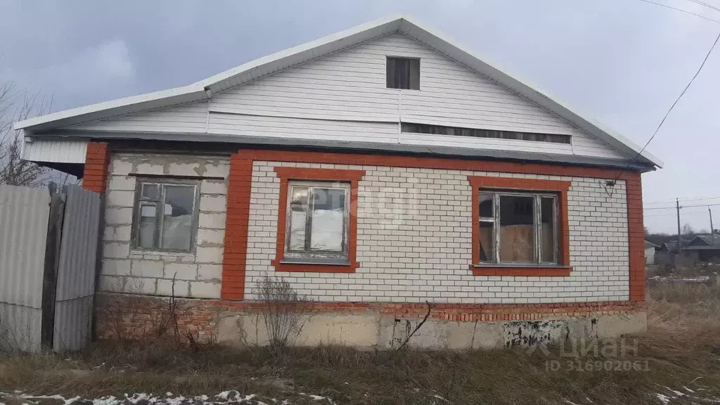 Дом в Белгородская область, Новый Оскол ул. Песчаная, 13 (60 м) - Фото 1