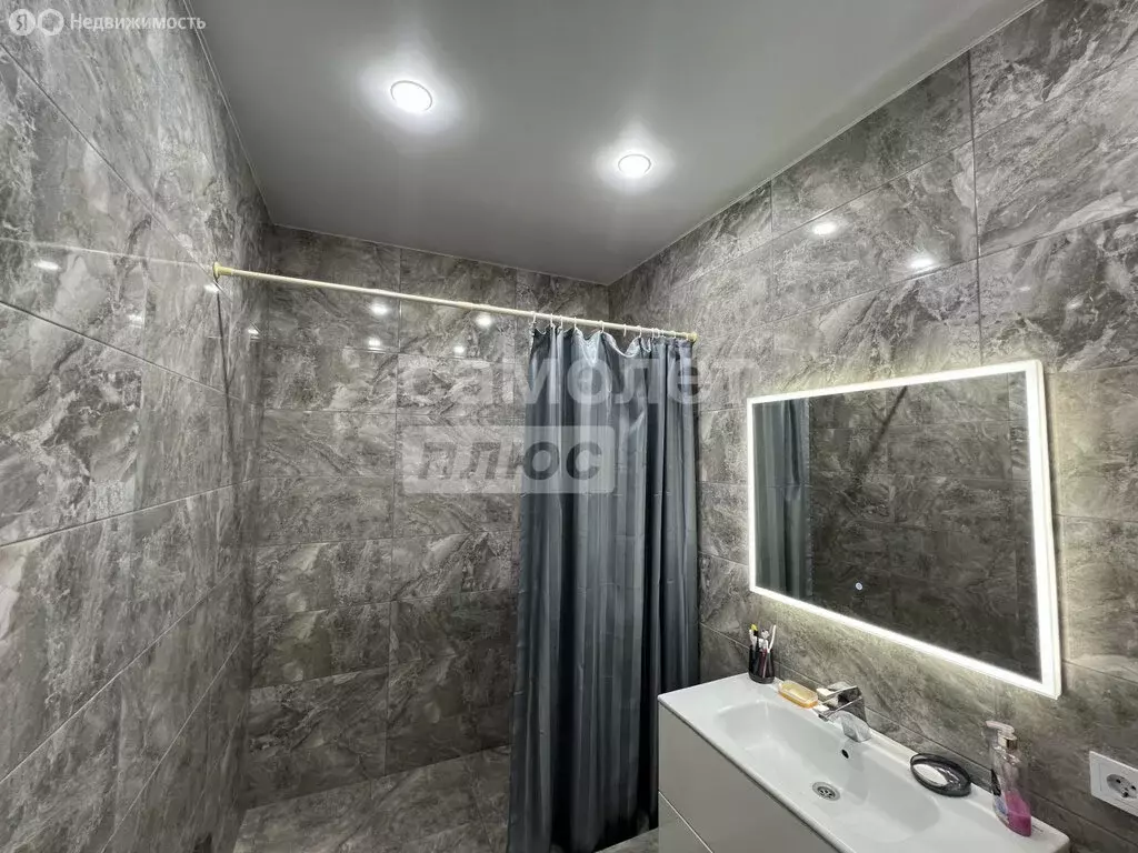 2-комнатная квартира: Махачкала, улица Гагарина, 17Е (74.1 м) - Фото 2