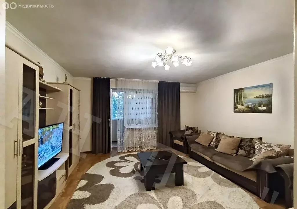 3-комнатная квартира: Будённовск, 8-й микрорайон, 3 (72.6 м) - Фото 1