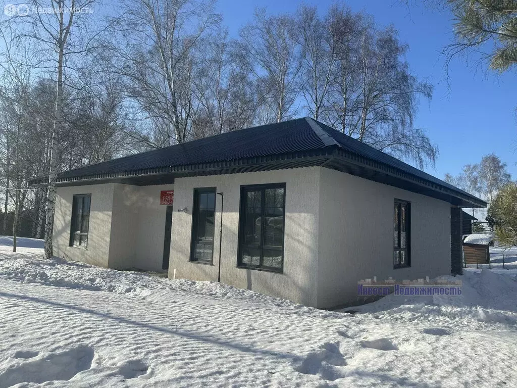 Дом в село Санниково, улица Евдокимова, 9 (140 м) - Фото 1