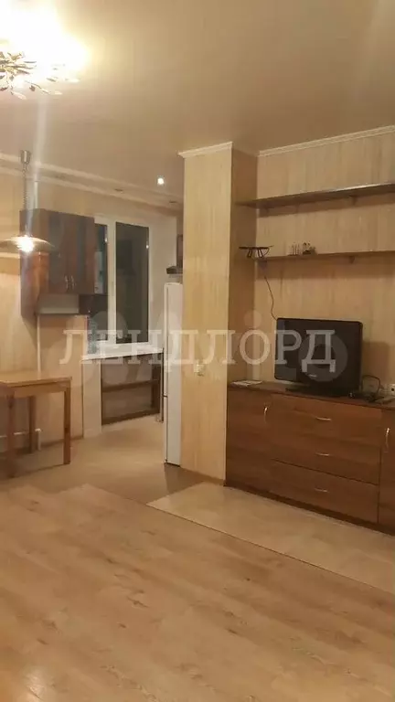 2-к. квартира, 42 м, 2/5 эт. - Фото 1