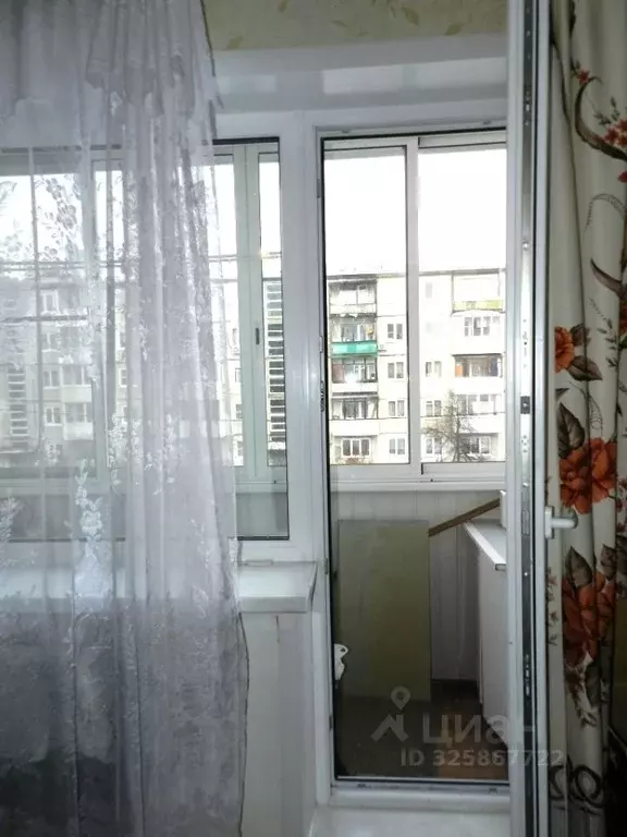 2-к кв. Тульская область, Новомосковск Солнечная ул., 1А (45.0 м) - Фото 2