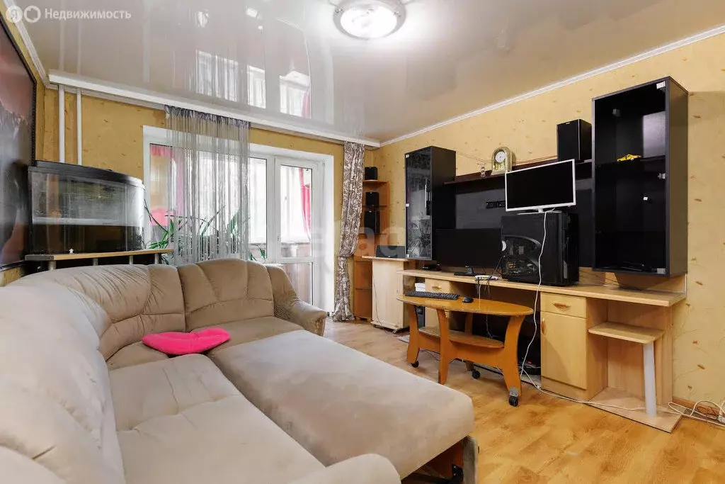 2-комнатная квартира: Калининград, Артиллерийская улица, 51 (35.4 м) - Фото 0