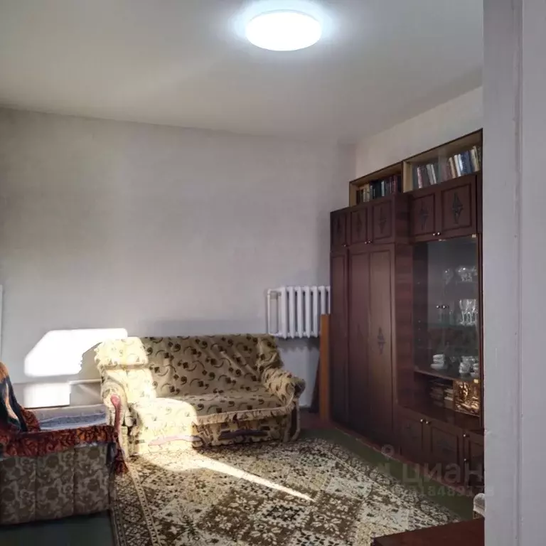 1-к кв. Крым, Симферополь ул. Долгоруковская, 5 (31.0 м) - Фото 0