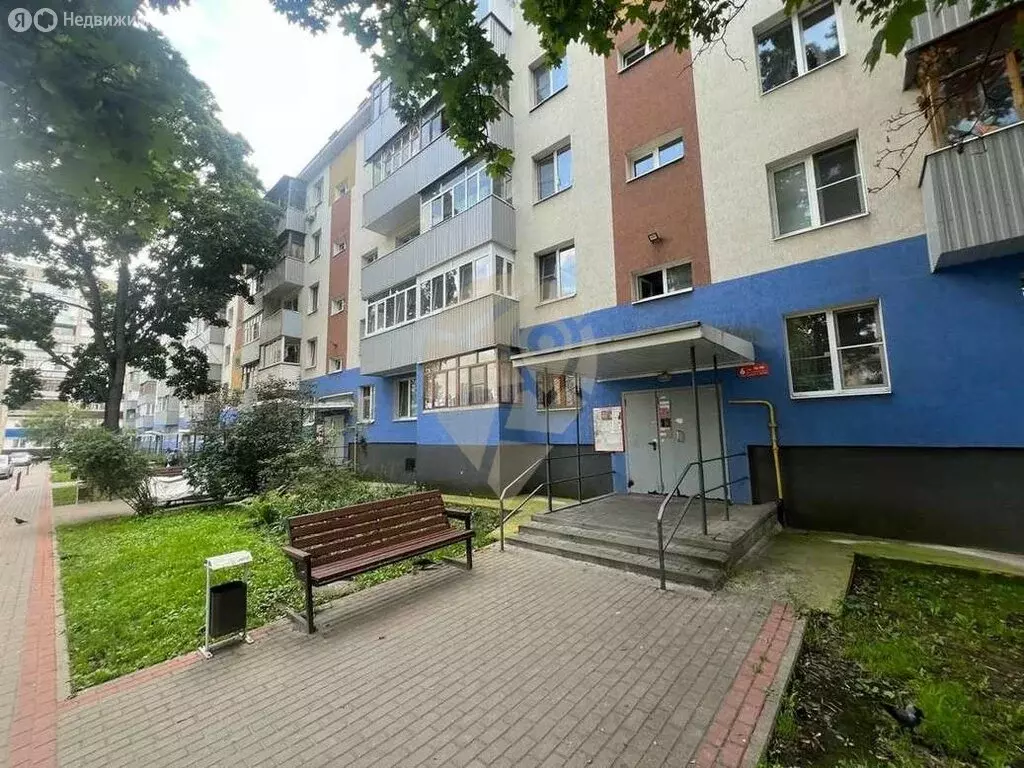 3-комнатная квартира: Старый Оскол, микрорайон Лебединец, 9 (59.42 м) - Фото 1