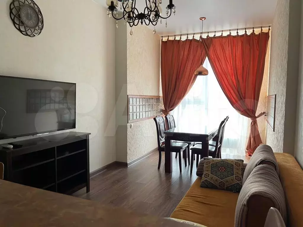 2-к. квартира, 60 м, 10/25 эт. - Фото 1