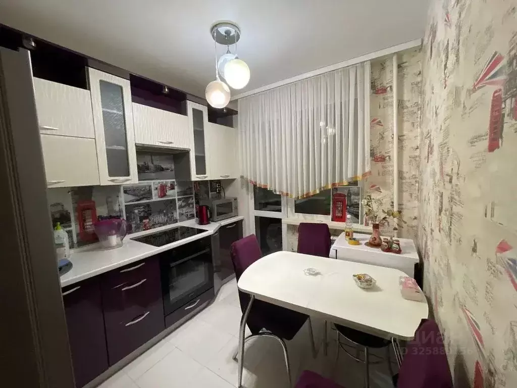 2-к кв. Свердловская область, Екатеринбург ул. Родонитовая, 15 (48.0 ... - Фото 2