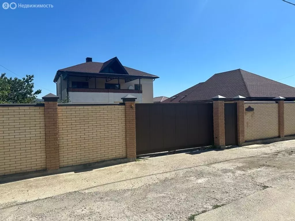 Дом в Новороссийск, 5-й Подгорный переулок, 6 (230 м) - Фото 1