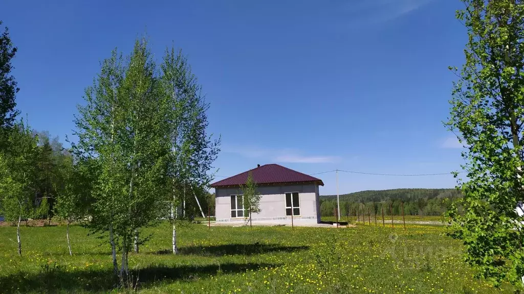 Дом в Свердловская область, Березовский муниципальный округ, пос. ... - Фото 1