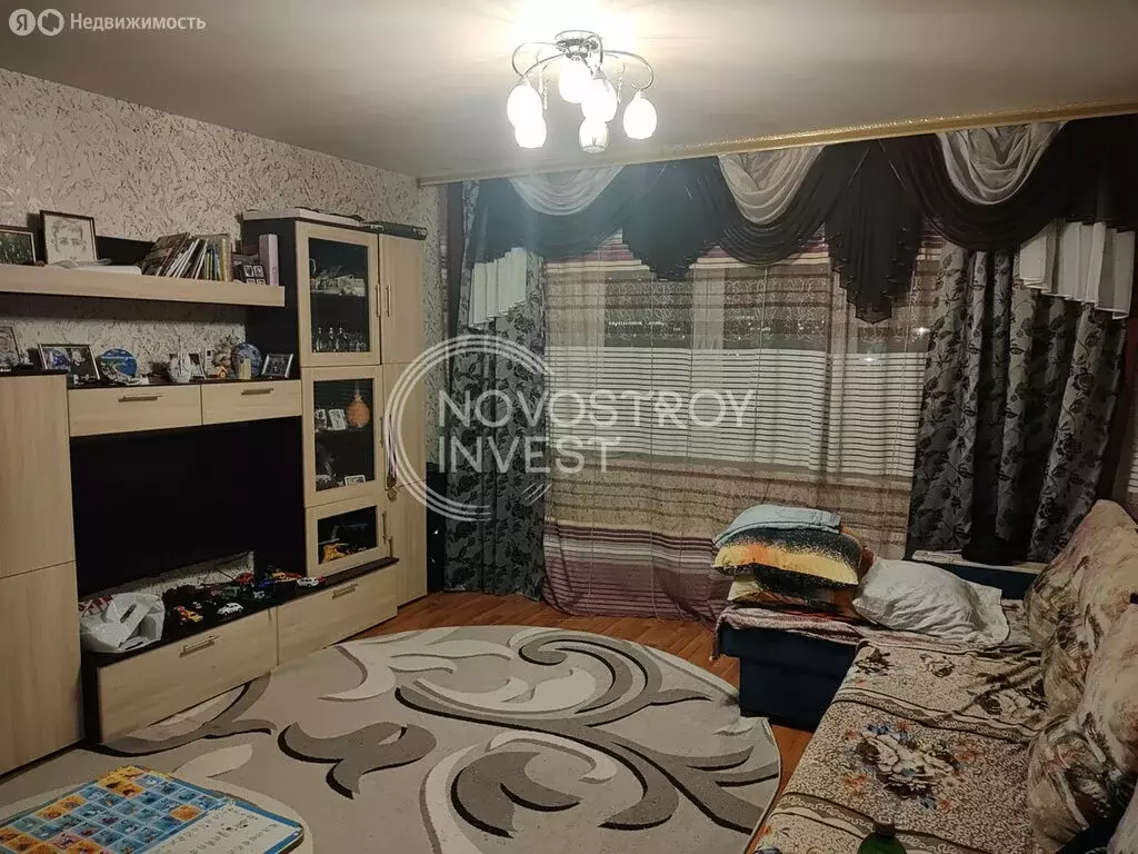 3-комнатная квартира: Красноярск, Молодёжный проспект, 33 (80.3 м) - Фото 0