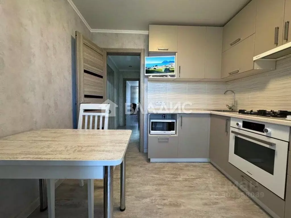 2-к кв. Саратовская область, Балаково ш. Саратовское, 45 (47.5 м) - Фото 1