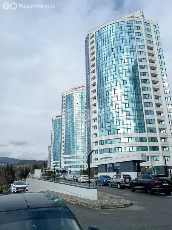 1-комнатная квартира: Сочи, улица Ленина, 298Бк6 (60 м) - Фото 0