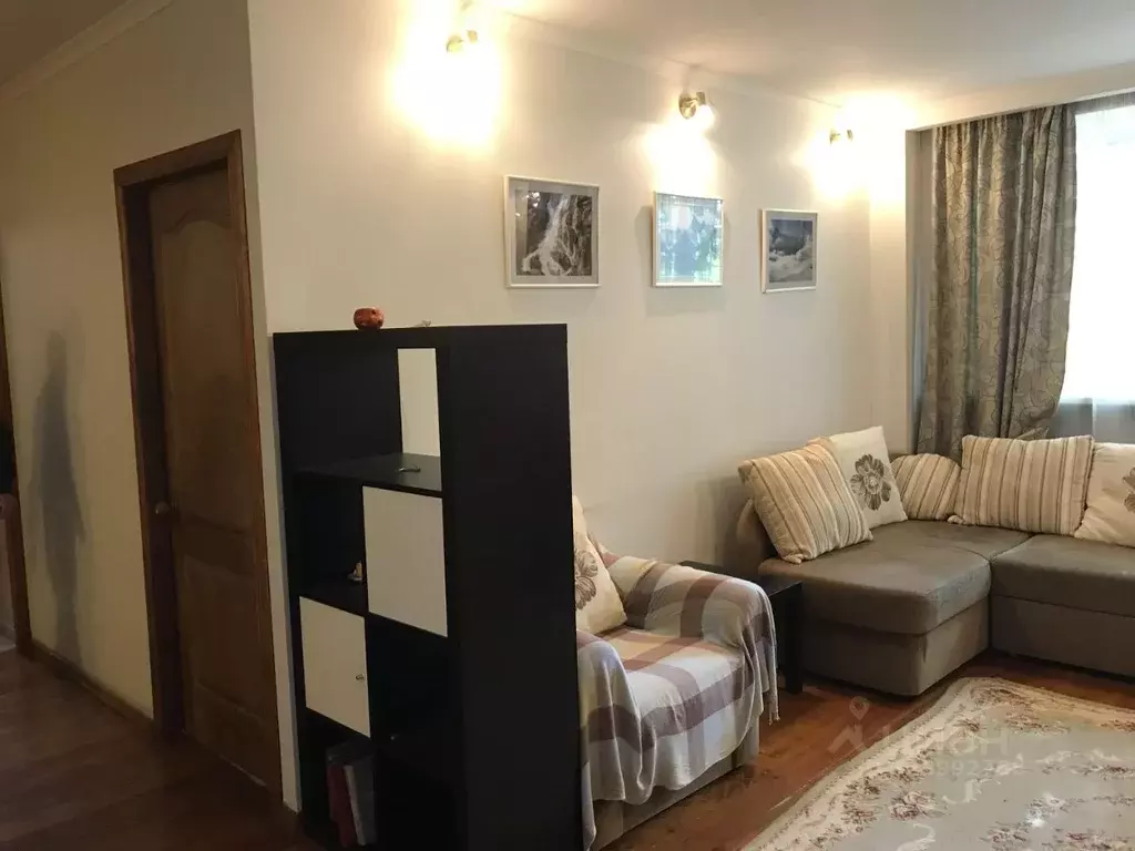 3-к кв. Саратовская область, Саратов Высокая ул., 20а (74.4 м) - Фото 2