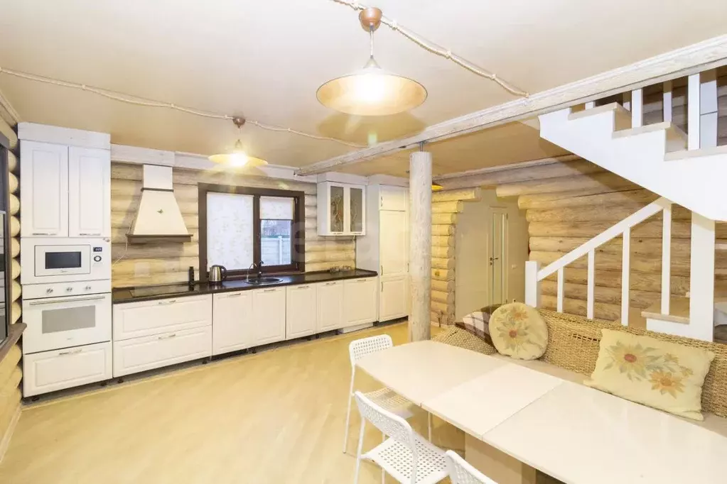 Дом в Тюменская область, Тюмень Труд и Отдых СНТ, ул. Центральная (220 ... - Фото 1