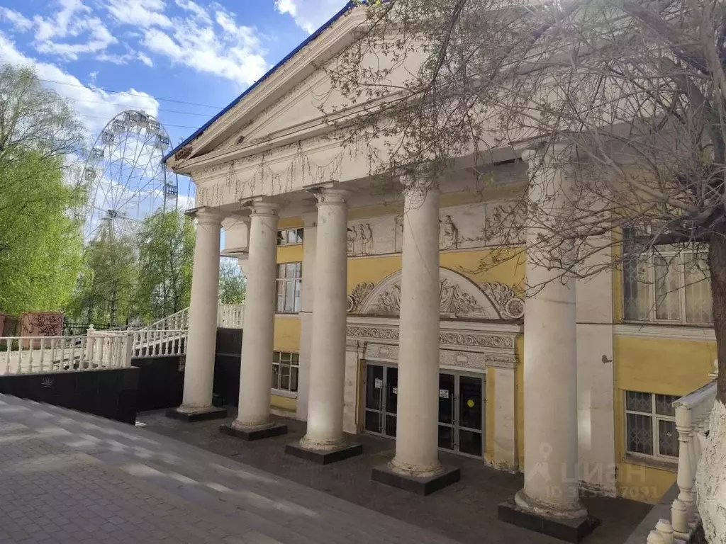 Помещение свободного назначения в Удмуртия, Ижевск ул. Максима ... - Фото 1