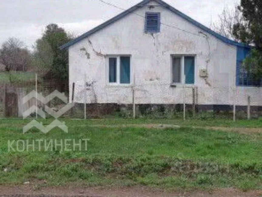Дом в Крым, Советский район, с. Некрасовка ул. Октябрьская (58 м) - Фото 0