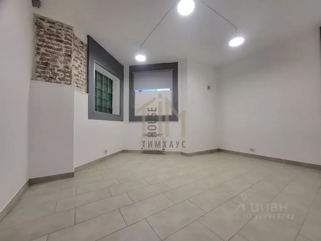 Офис в Омская область, Омск Старгород мкр, ул. Шукшина, 11 (47 м) - Фото 0