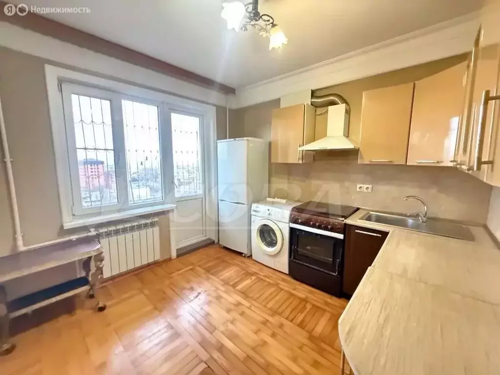 3-комнатная квартира: Махачкала, проспект Амет-хана Султана, 10 (68 м) - Фото 2