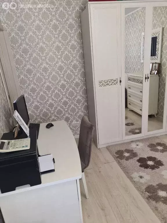 3-комнатная квартира: Калининград, Солнечный бульвар, 20 (70.4 м) - Фото 2