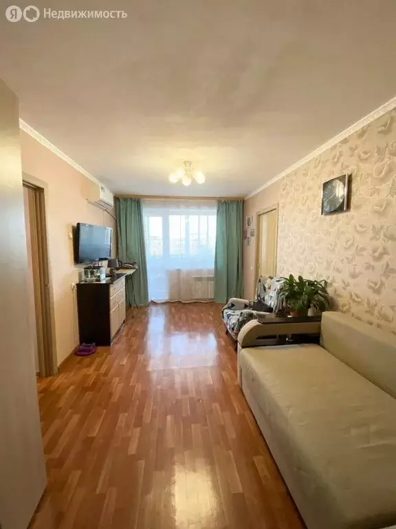 3-комнатная квартира: Комсомольск-на-Амуре, проспект Победы, 12к2 ... - Фото 2