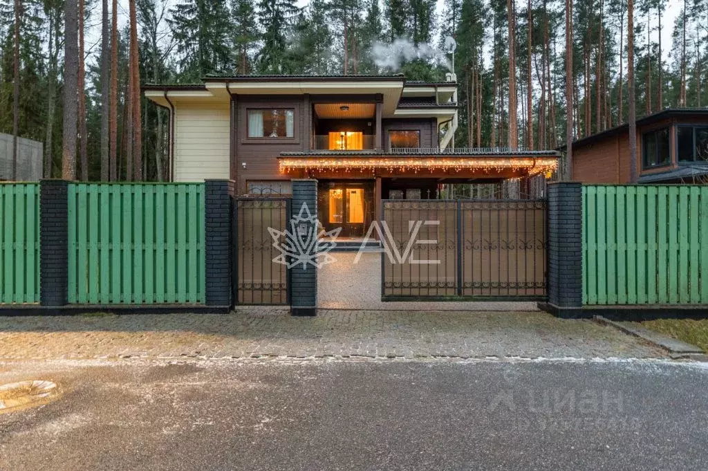 Дом в Санкт-Петербург, Санкт-Петербург, Зеленогорск Курортная ул., ... - Фото 1