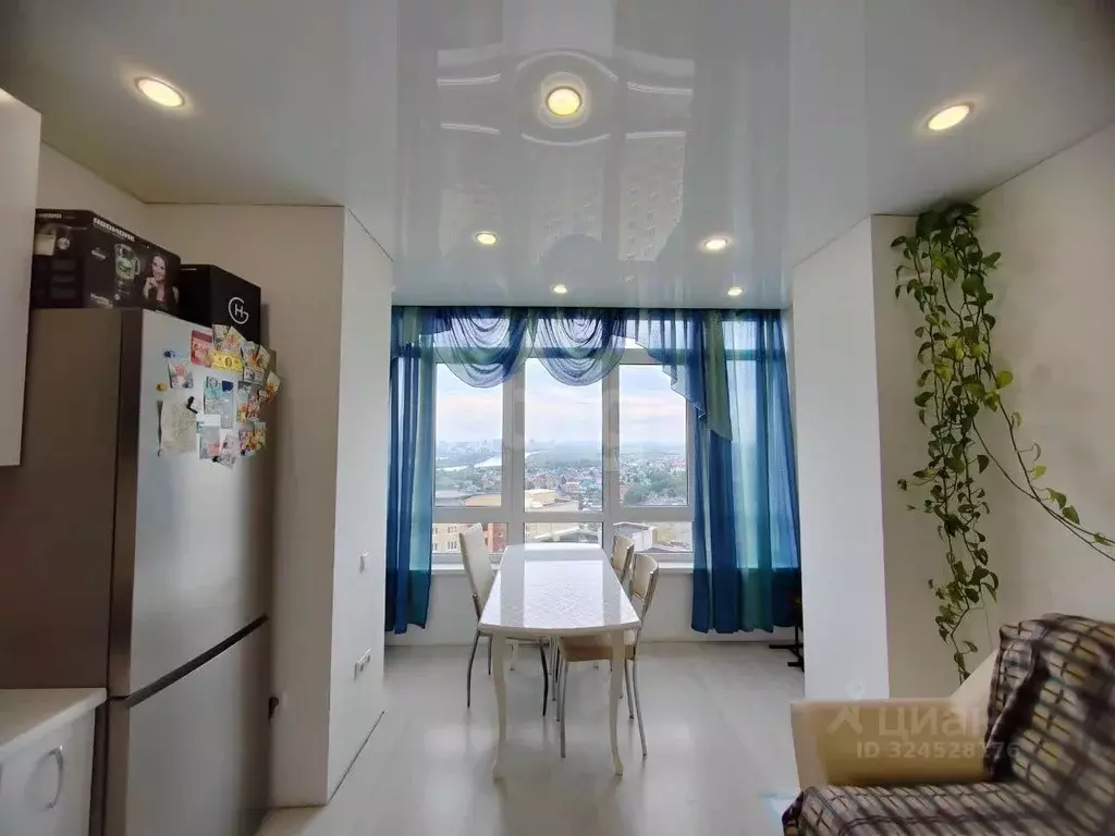 2-к кв. Тюменская область, Тюмень ул. Дружбы, 73к1 (63.3 м) - Фото 1