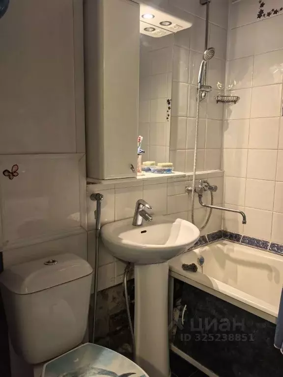 1-к кв. Кемеровская область, Кемерово просп. Шахтеров, 75 (31.0 м) - Фото 1