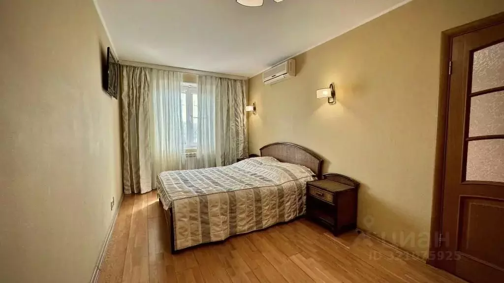 3-к кв. Челябинская область, Челябинск ул. Воровского, 36б (70.0 м) - Фото 1