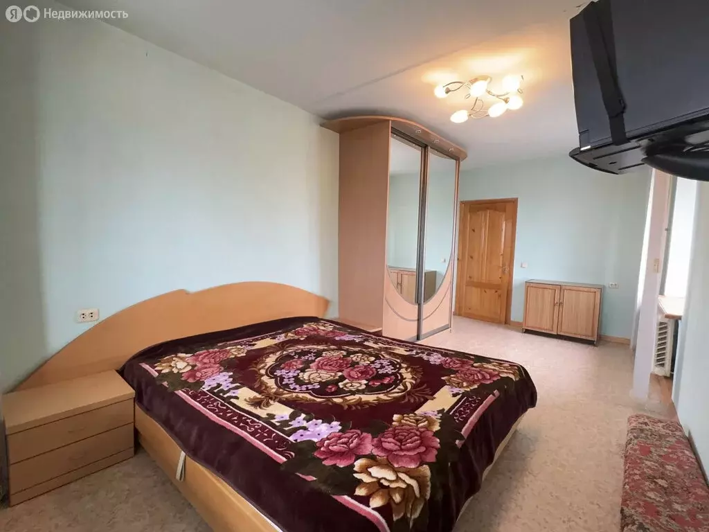 3-комнатная квартира: Саратов, улица имени А.М. Горького, 25 (66 м) - Фото 0
