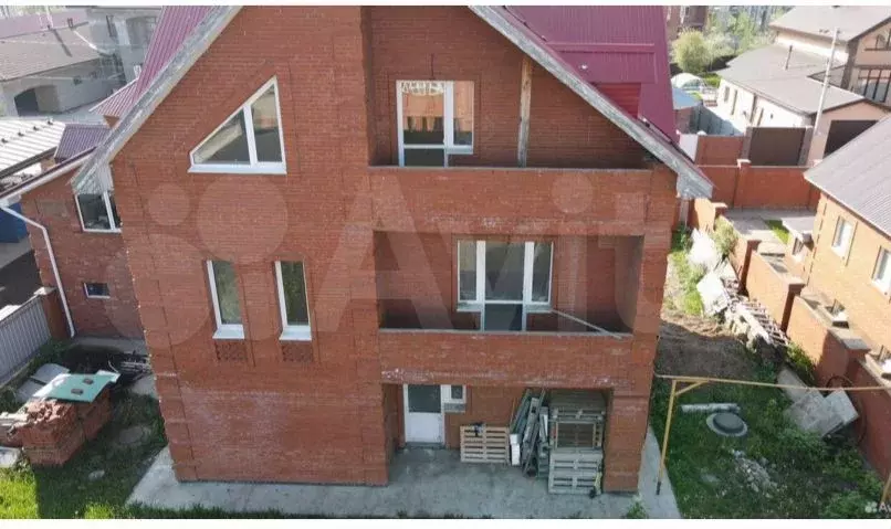 Дом 330 м на участке 8 сот. - Фото 1