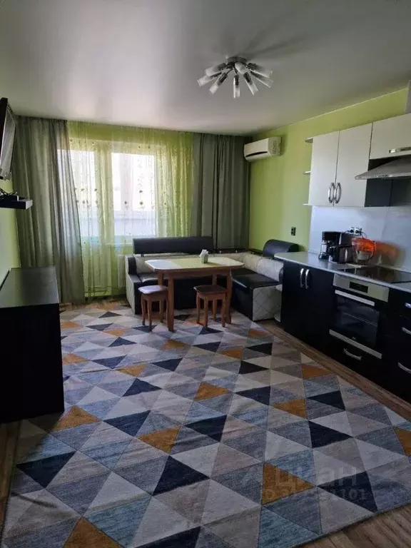3-к кв. Краснодарский край, Геленджик ул. Маршала Жукова, 1к6 (90.0 м) - Фото 0