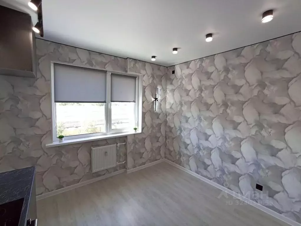 2-к кв. Оренбургская область, Оренбург ул. Фронтовиков, 10/4 (62.0 м) - Фото 2