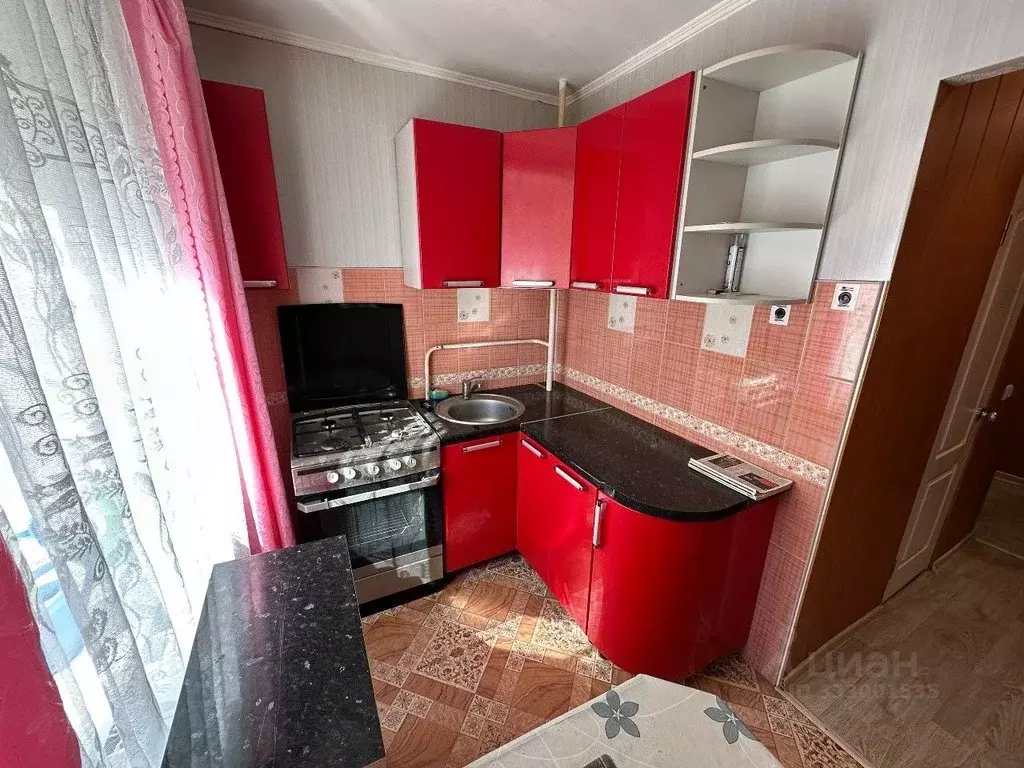 1-к кв. Ленинградская область, Кириши Пионерская ул., 8 (33.8 м) - Фото 1